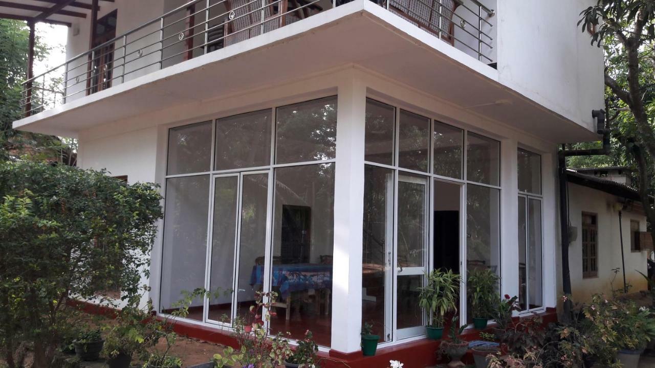 Habarana New Star Homestay Εξωτερικό φωτογραφία